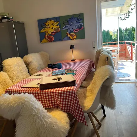 Glückliche Kuh-villa: Boutique Retreat With Garden & Pool In Kempten-allgäu
