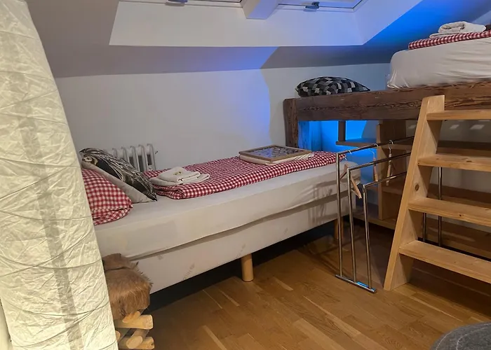 Appartamento Glueckliche Kuh-villa - Achtsamer Rueckzugsort Mit Traumgarten, Schwimmteich & Raum Zum Sein Bis 18 Personen - Allgaeu Kempten
