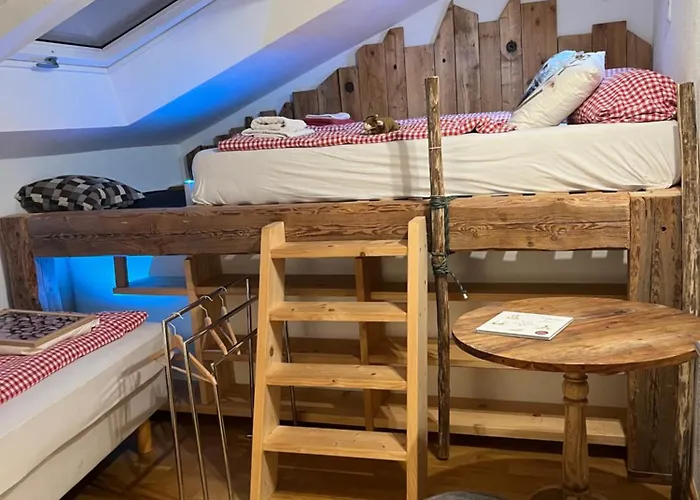 Appartamento Glueckliche Kuh-villa - Achtsamer Rueckzugsort Mit Traumgarten, Schwimmteich & Raum Zum Sein Bis 18 Personen - Allgaeu Kempten