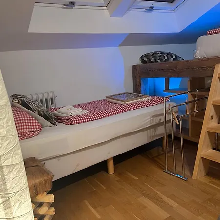 Lejlighed Glueckliche Kuh-villa - Achtsamer Rueckzugsort Mit Traumgarten, Schwimmteich & Raum Zum Sein Bis 18 Personen - Allgaeu Kempten