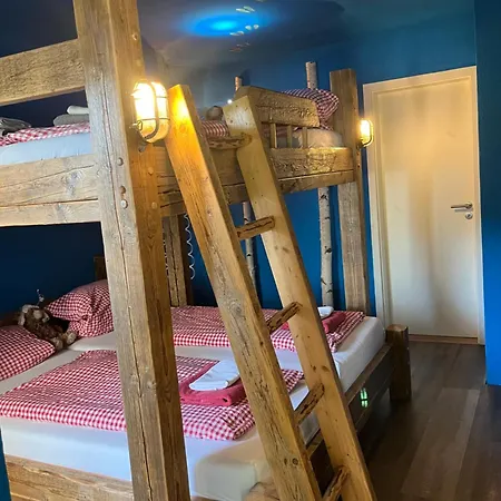 Glueckliche Kuh-villa - Achtsamer Rueckzugsort Mit Traumgarten, Schwimmteich & Raum Zum Sein Bis 18 Personen - Allgaeu Lejlighed Kempten