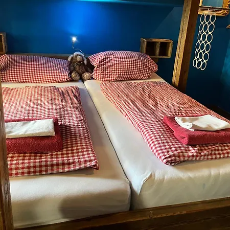 Glueckliche Kuh-villa - Achtsamer Rueckzugsort Mit Traumgarten, Schwimmteich & Raum Zum Sein Bis 18 Personen - Allgaeu Lejlighed Kempten