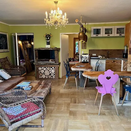 Glueckliche Kuh-villa - Achtsamer Rueckzugsort Mit Traumgarten, Schwimmteich & Raum Zum Sein Bis 18 Personen - Allgaeu Lejlighed *